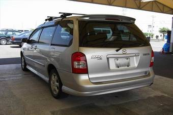 2002 Mazda MPV Photos