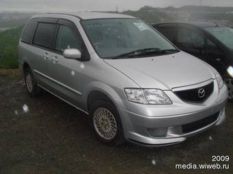 2002 Mazda MPV Photos