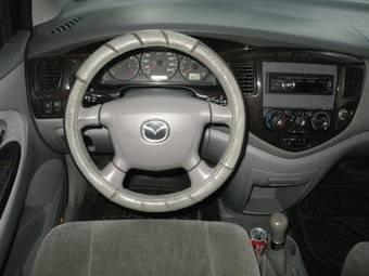 2002 Mazda MPV Photos