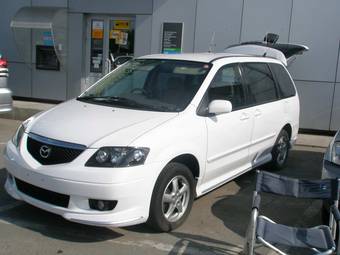 2002 Mazda MPV Photos