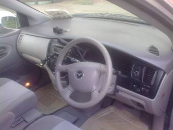 2002 Mazda MPV Photos