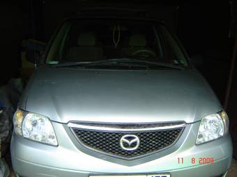 2002 Mazda MPV Photos