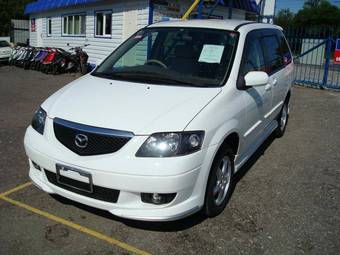 2002 Mazda MPV Photos