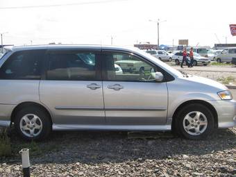 2002 Mazda MPV Photos