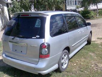 2002 Mazda MPV Photos