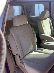 2002 Mazda MPV Photos