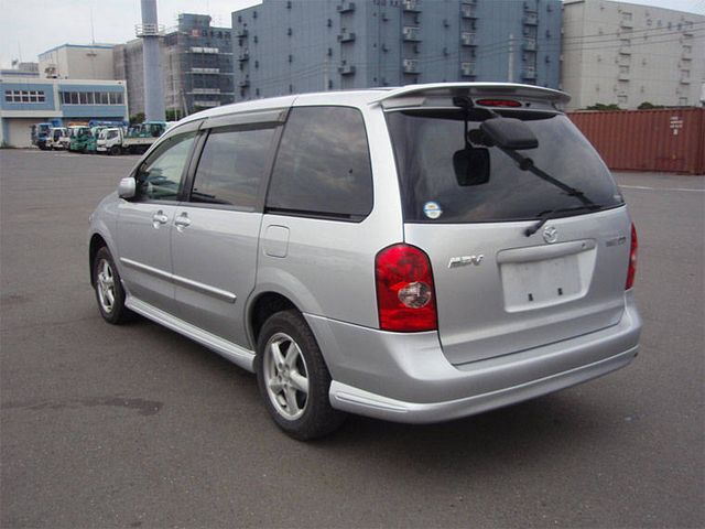 2003 Mazda MPV