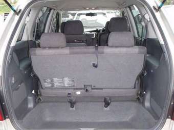 2003 MPV