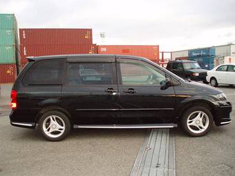 2003 Mazda MPV Photos