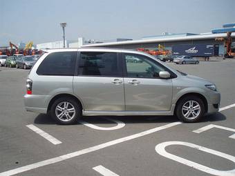 2003 Mazda MPV Pics