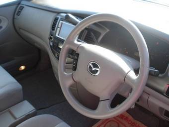 2003 Mazda MPV Photos