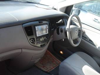 2003 Mazda MPV Photos