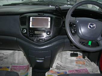 2003 Mazda MPV Pictures