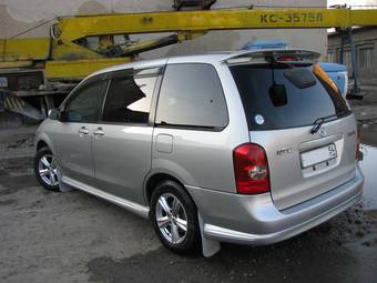 2003 Mazda MPV Photos
