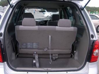 2003 Mazda MPV Pictures