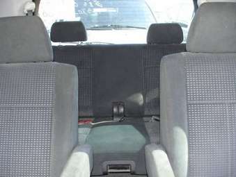 2004 Mazda MPV Photos