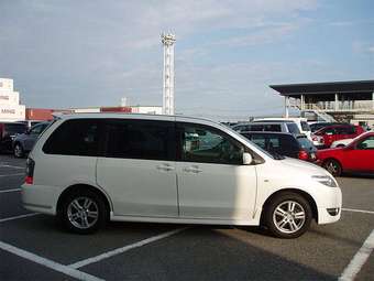 2004 Mazda MPV Pictures