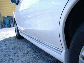 2004 Mazda MPV Photos