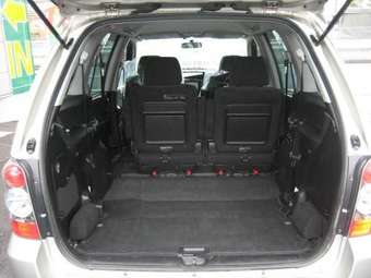2004 Mazda MPV Pictures