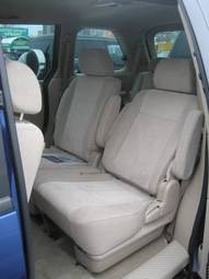 2004 Mazda MPV Pictures