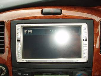 2004 Mazda MPV Pics