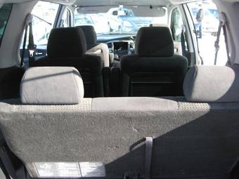 2004 Mazda MPV Wallpapers