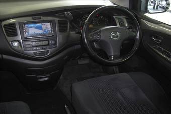 2004 Mazda MPV Photos