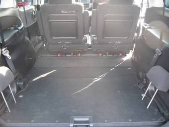 2004 Mazda MPV Images