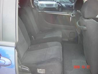 2004 Mazda MPV Photos
