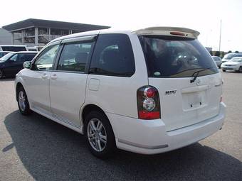 2004 Mazda MPV Photos