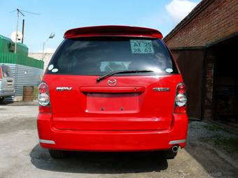 2004 Mazda MPV Pictures