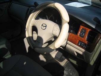2004 Mazda MPV Photos
