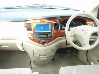 2004 Mazda MPV Photos