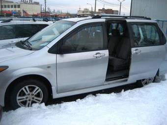 2005 Mazda MPV Pics