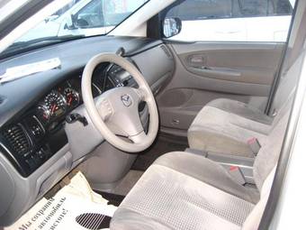 2005 Mazda MPV Pictures