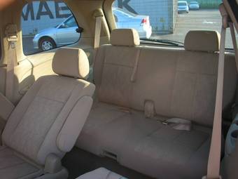 2005 Mazda MPV Pictures