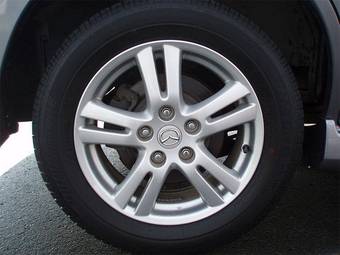 2005 Mazda MPV Photos