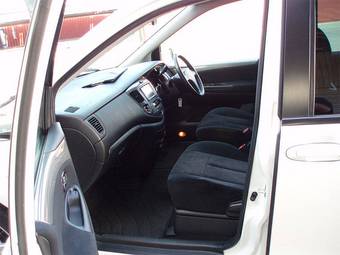 2005 Mazda MPV Wallpapers
