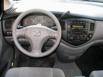 2005 Mazda MPV Photos