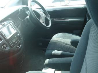 2005 Mazda MPV Pictures