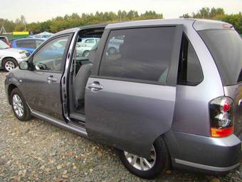 2005 Mazda MPV Pics