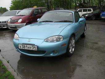 2000 Mazda MX-5 Pictures