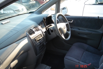 1999 Mazda Premacy