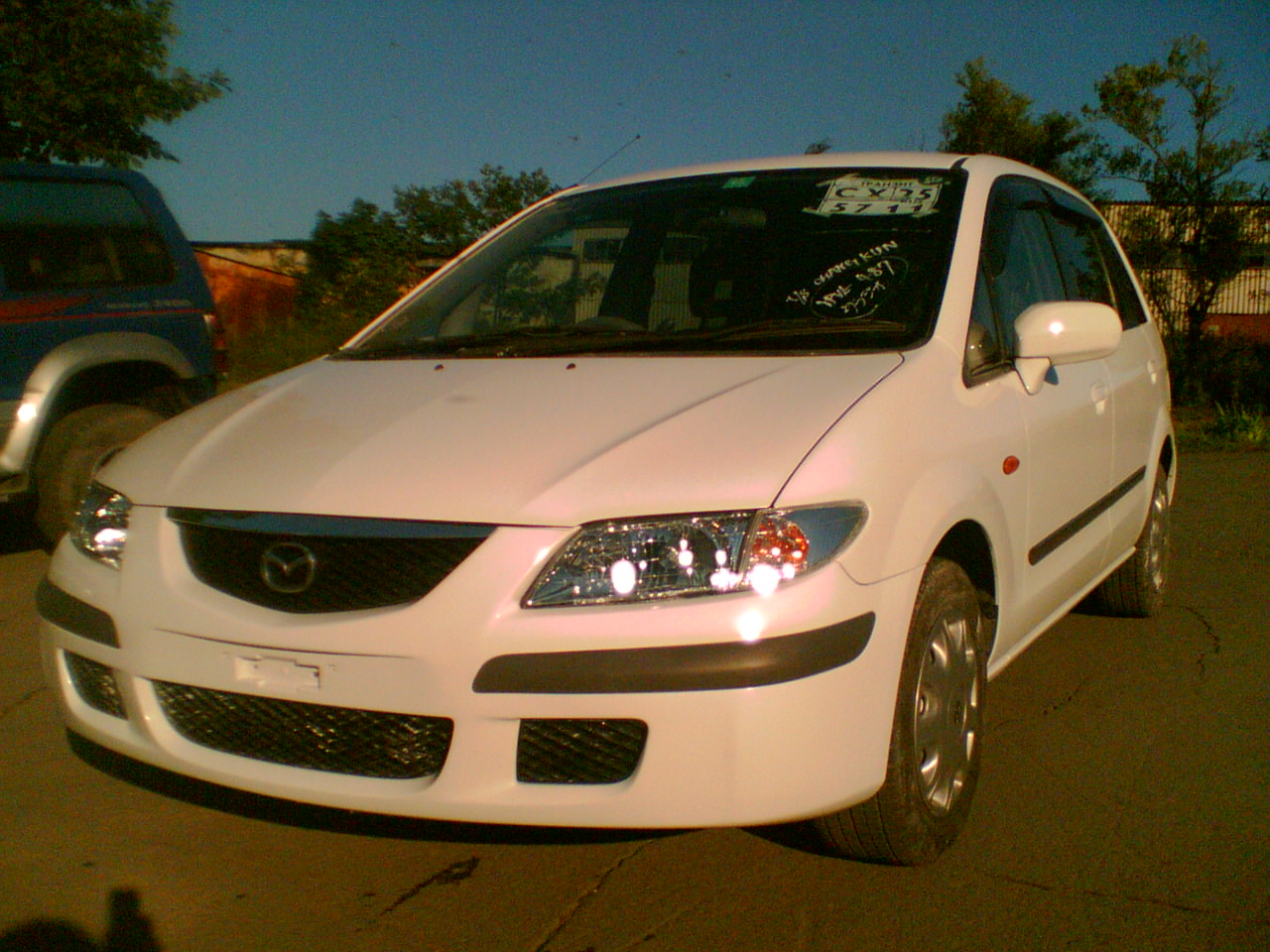 1999 Mazda Premacy