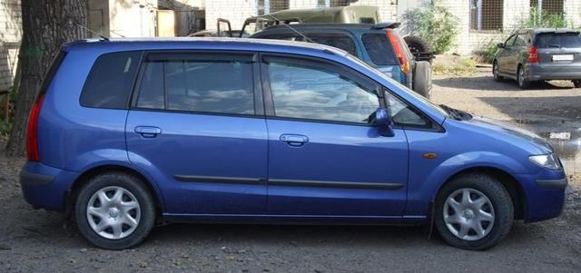 1999 Mazda Premacy