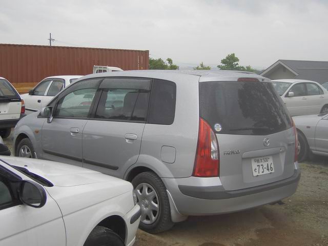 1999 Mazda Premacy Pictures