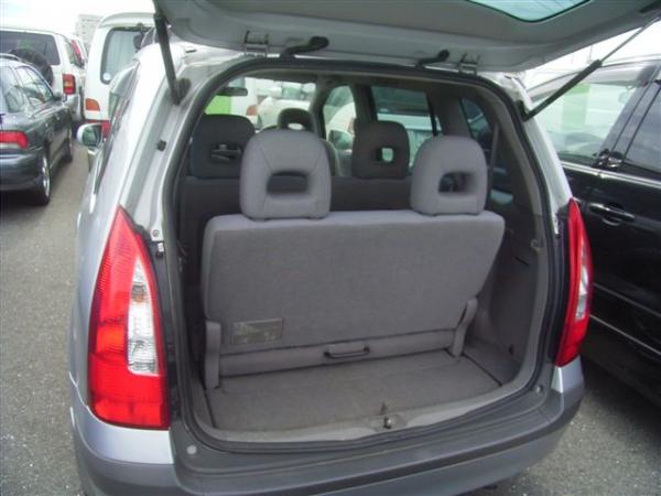 1999 Mazda Premacy Pictures