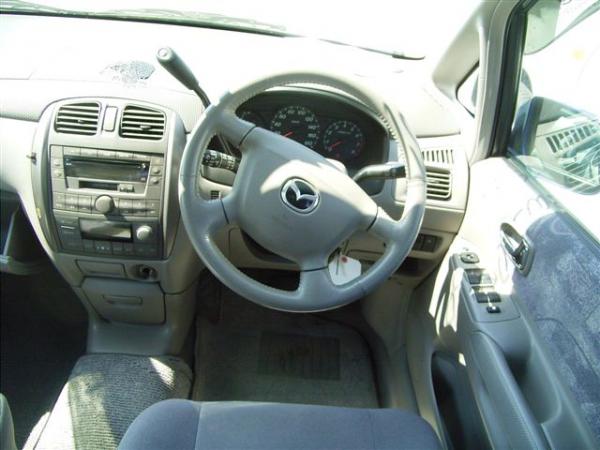 1999 Mazda Premacy Pictures