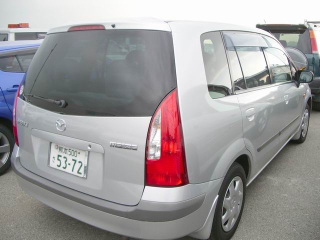 1999 Mazda Premacy Photos