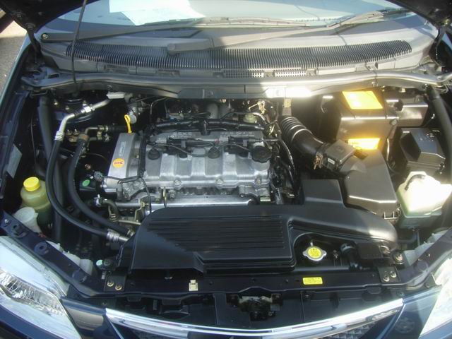1999 Mazda Premacy Pictures